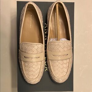 [NIB] Ann Taylor Women's Beige Woven Loafers